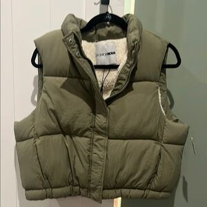 Fashion Nova Puffer Vest with Fur Lining 1X